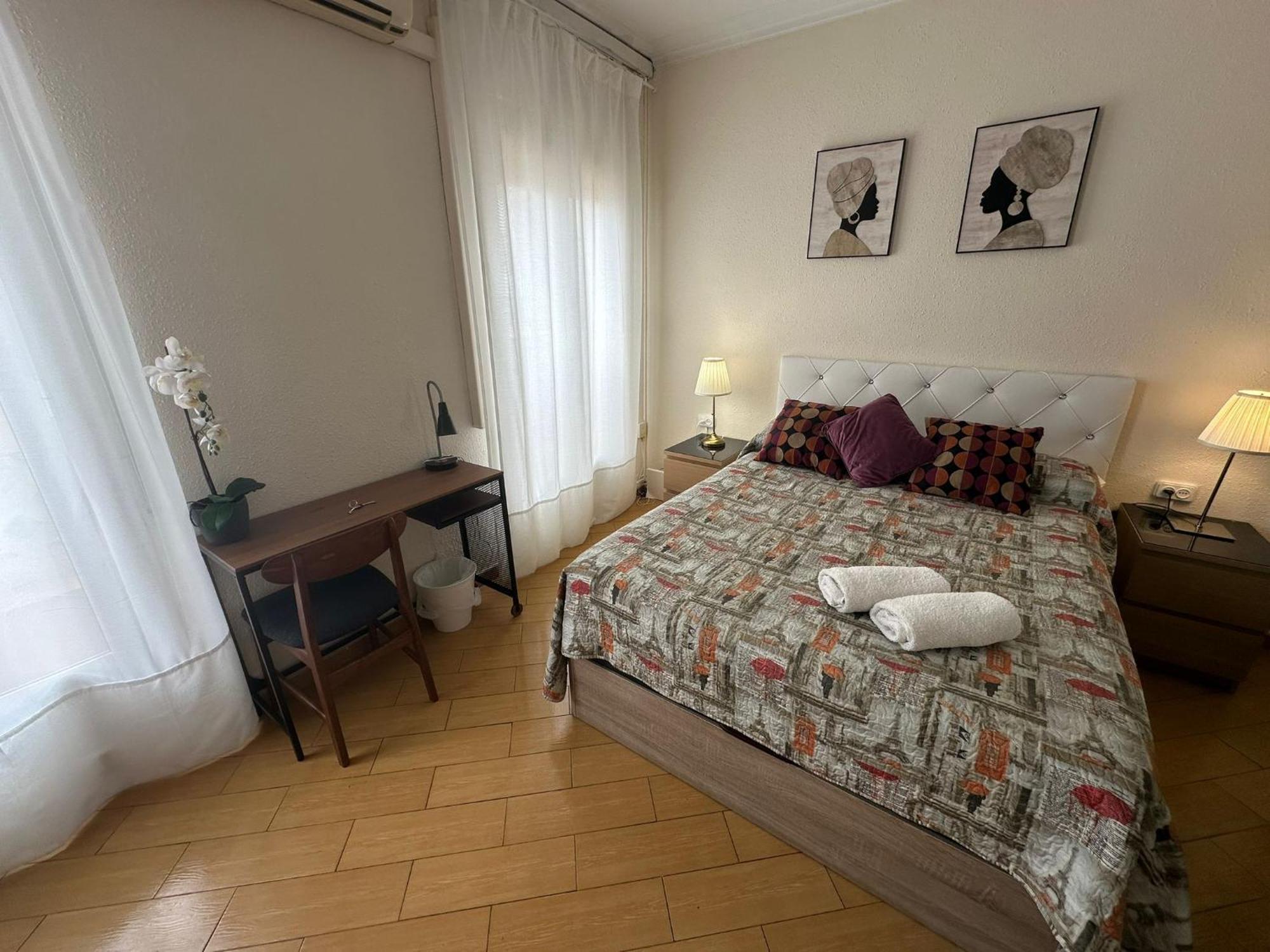 Alojamiento Nuevo Valenci Barcelona Ngoại thất bức ảnh