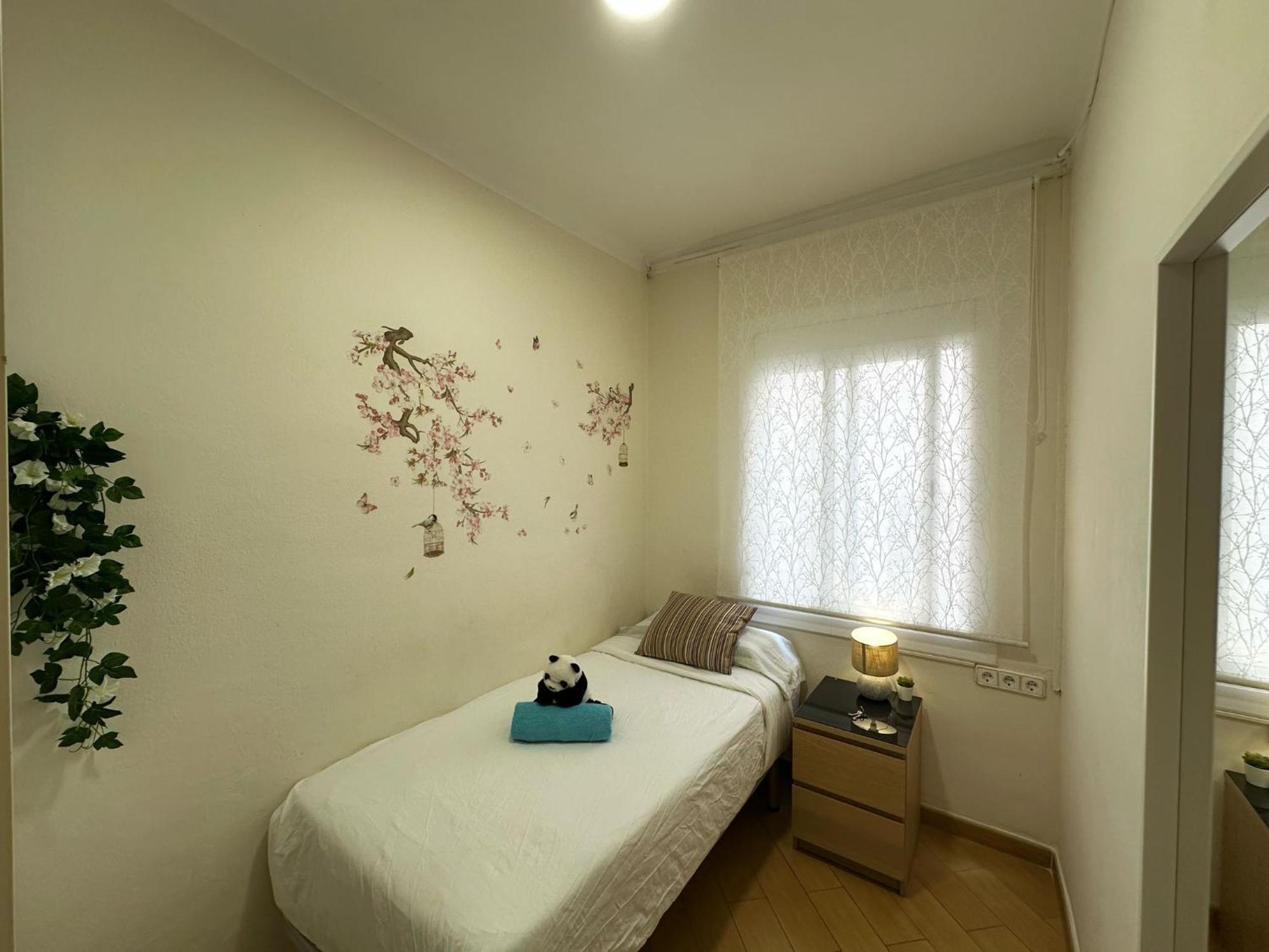 Alojamiento Nuevo Valenci Barcelona Ngoại thất bức ảnh